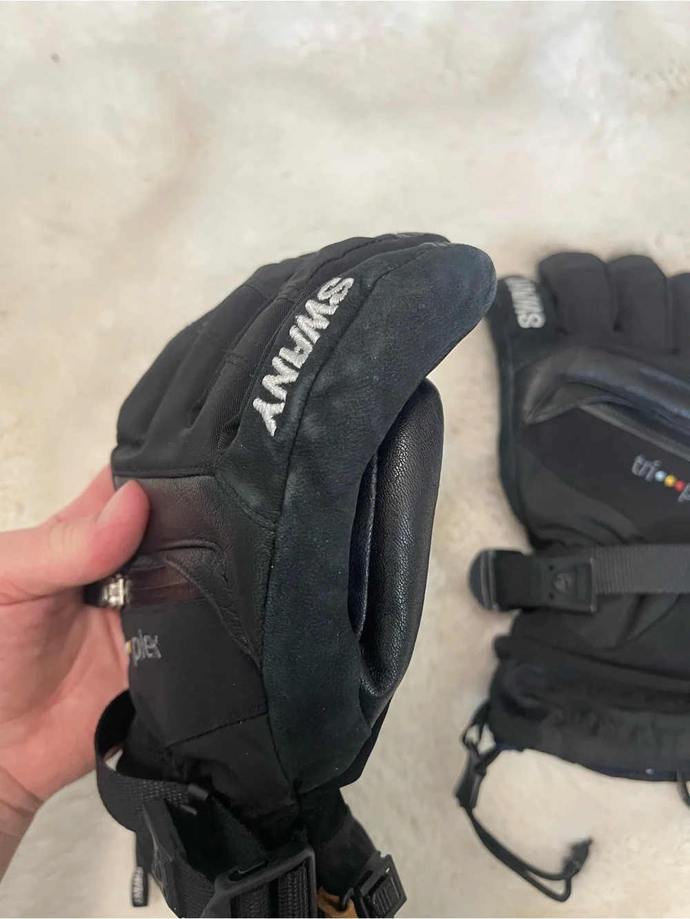 Swany Triplex Insulated Ski Glove in Black Size M